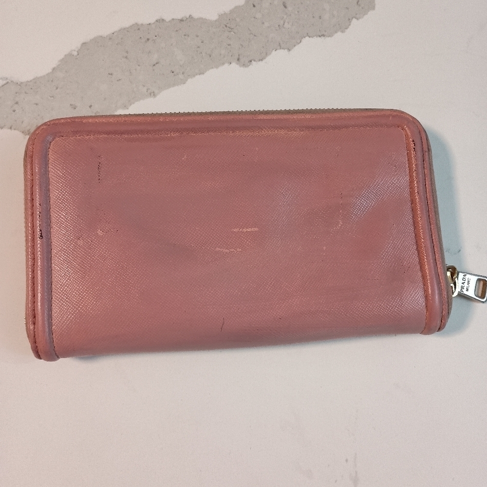 Authentic Pink Prada Saffiano Wallet - Picture 2 of 16